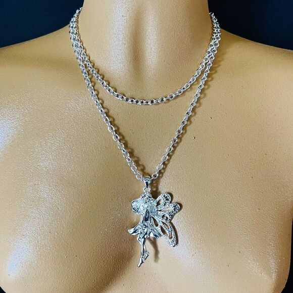 RARE Runway Agatha Paris Pixie Fairy Pendant France Bright Silver Necklace 1043 - Picture 6 of 11